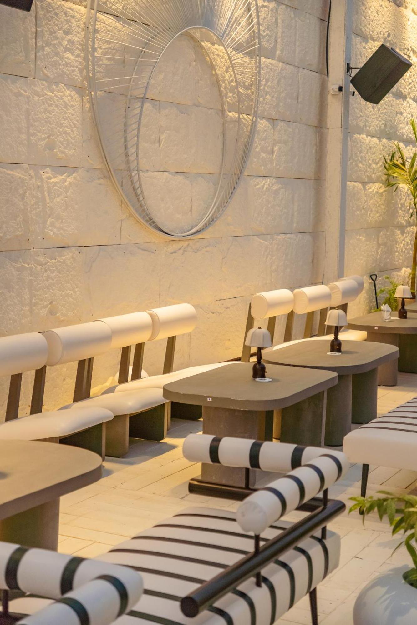 Living Hotel 4*
